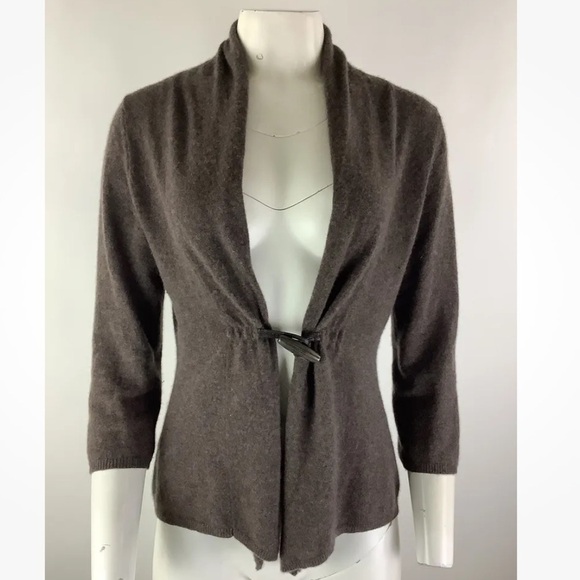 Fenn Wright Manson Sz M 100% Cashmere Clasp Front Cardigan Brown Lightweight - Picture 1 of 7